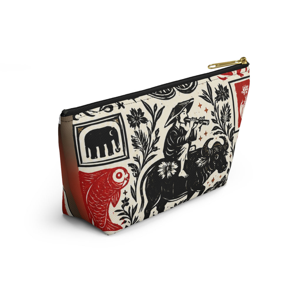 Travel Accessory Pouch — Vintage Animal & Moth T-Bottom Makeup Bag